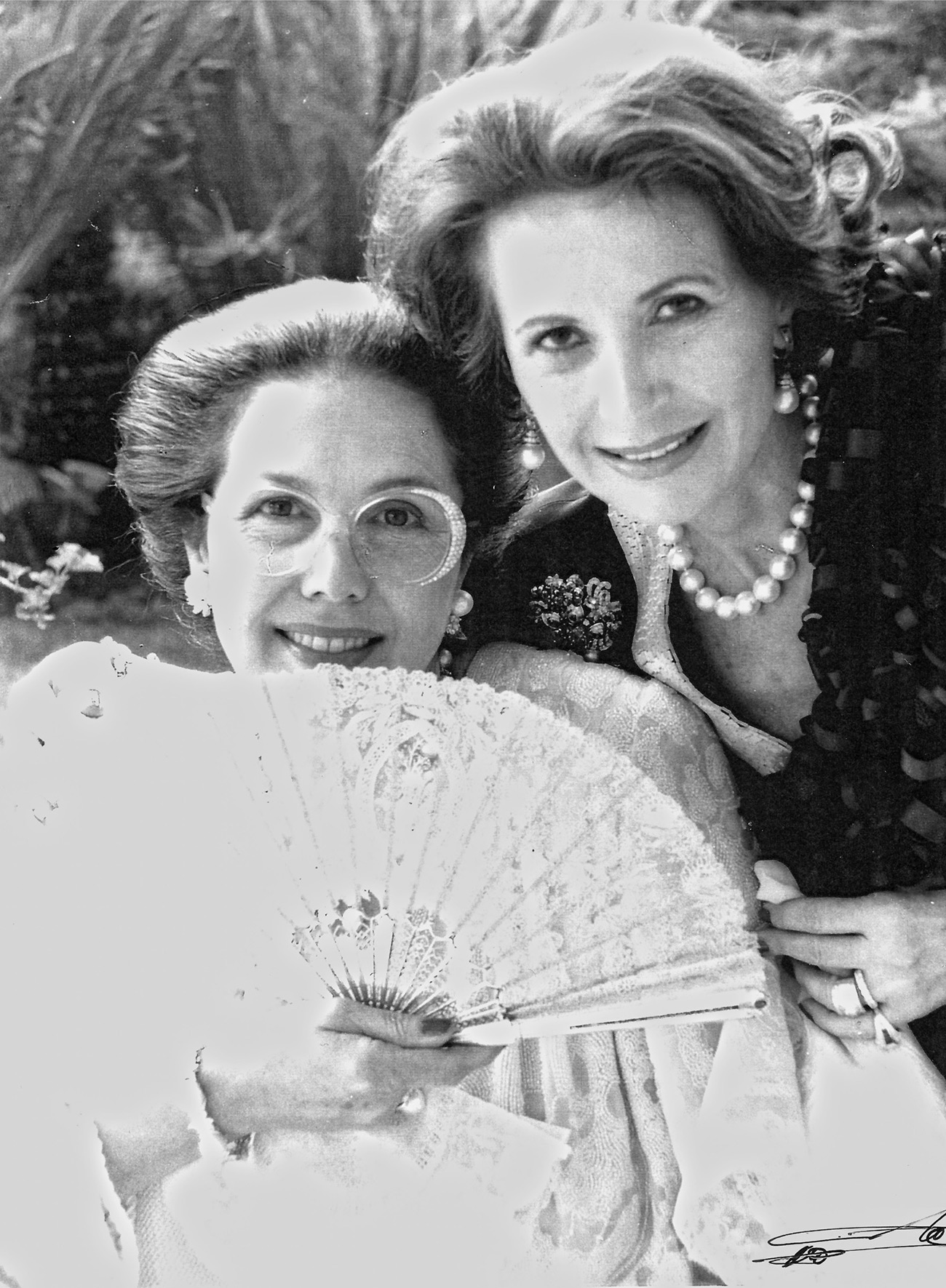 Lady's folding fan